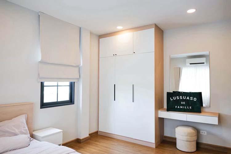 H-143 : บ้านหลังริมใน 71.6 ตร.วา Centro Bangna ถ.วงแหวน-บางนา บางพลี 15