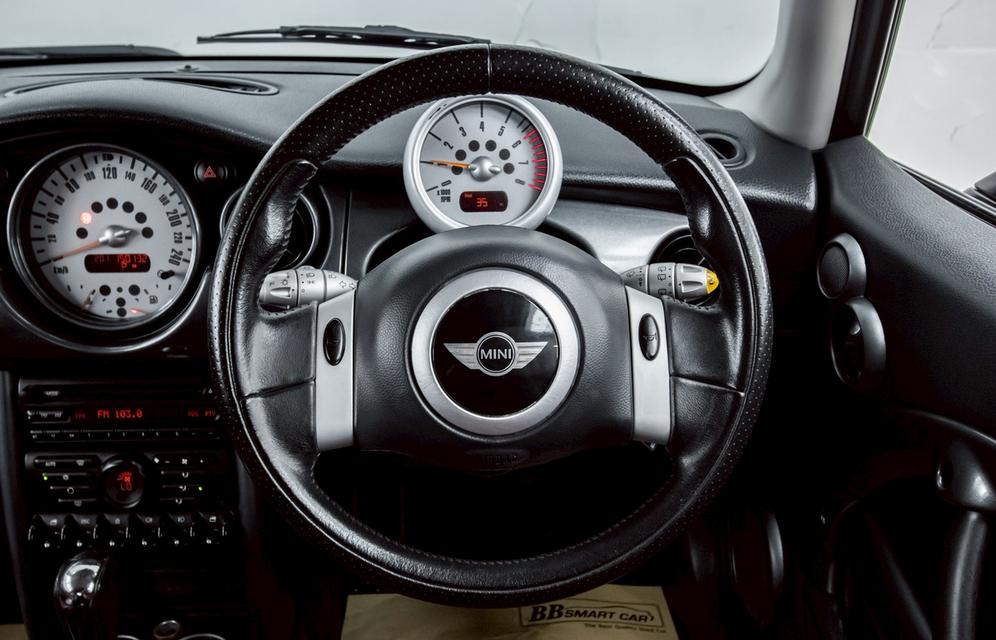 MINI COOPER 1.6 RHD COUPE (R50) 2006 14