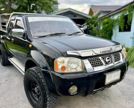 ขายรถ Nissan Frontier  8