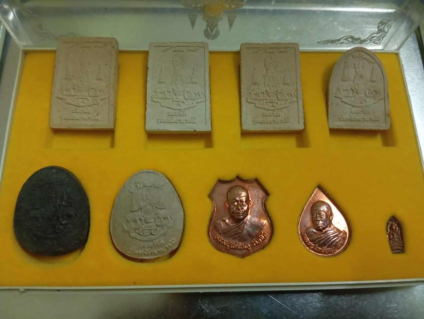 ครบเซ็ตยกกล่องครับส่งได้รับกับมือได้ครับ 2