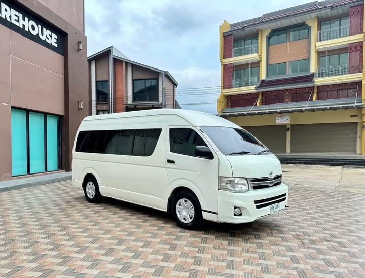 ปล่อยขายด่วน TOYOTA COMMUTER 2