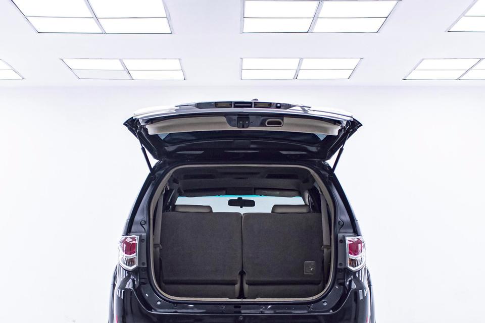 TOYOTA FORTUNER 2.7 V 2WD 2012 13