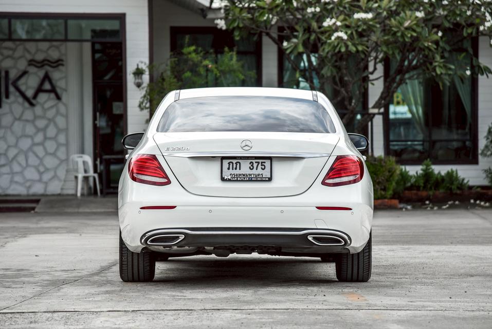 รหัสรถ CBL375 Mercedes-Benz E220d Avantgarde W213 AT 2017