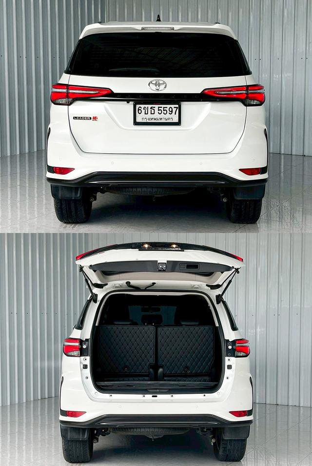 สภาพป้ายแดง *เลขไมล์ 24,xxx km. ฟรีดาวน์จัดได้เต็ม รถบ้านสภาพดี Toyota Fortuner 2.4G LEADER รูปที่ 7