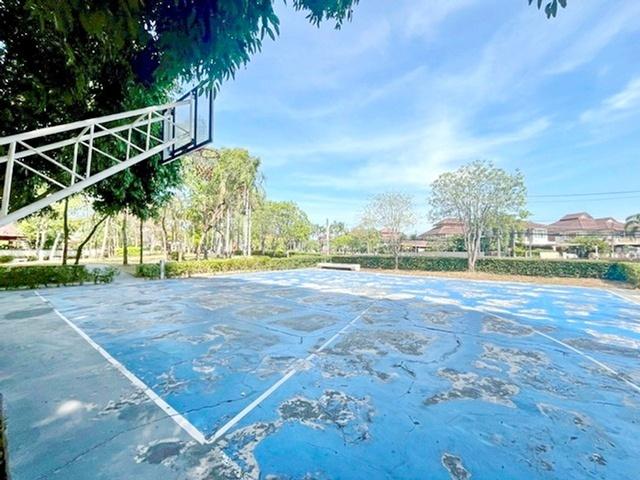 รร.นานาชาติไทยจีน ศรีราชา 3 กม.เฟอร์ฯครบ The Boulevard สวนเสือศรีราชา 2.5 กม. บ้านเดี่ยว 2 ชั้น 63 ตร.วา.พร้อมอยู่ 3นอน 8