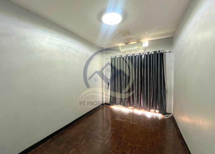 ทาวน์โฮม 2 ชั้น ต่อเติม ราคาสุดพิเศษ : โครงการสิชล กาญจนาภิเษก 10