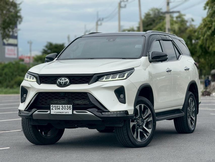 TOYOTA FORTUNER Wagon 4dr Legender 7st Auto 6sp RWD 2.8DCT 2WD Y2022