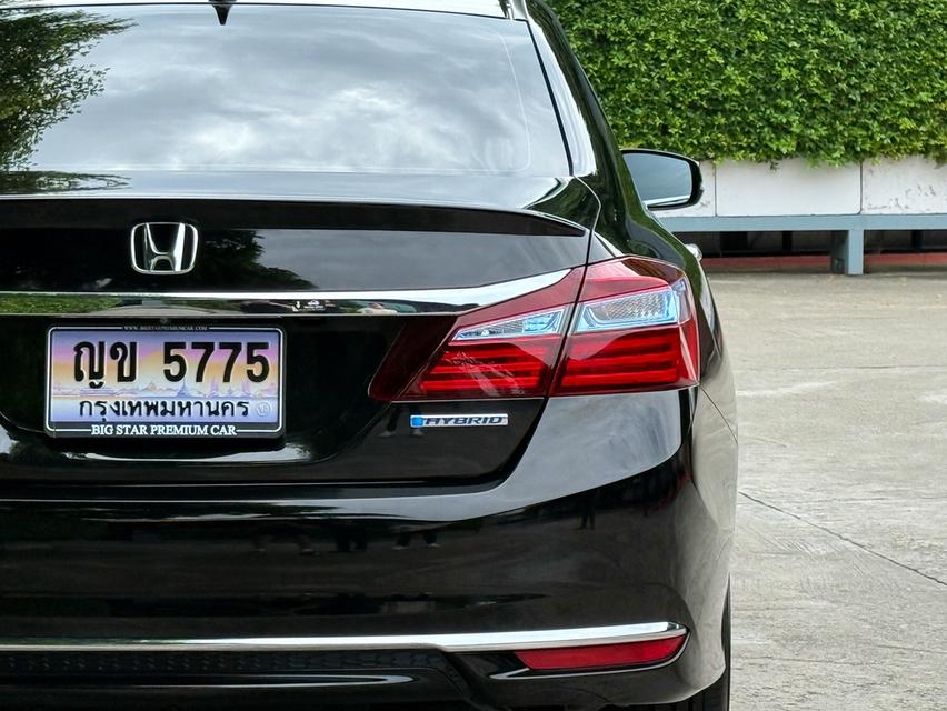2017 HONDA ACCORD HYBRID TECH รถสภาพสวย สมบูรณ์ วิ่งน้อยเพียง 80,000 กม รถเข้าศูนย์ทุกระยะ ไม่เคยมีอุบัติเหตุครับ 6