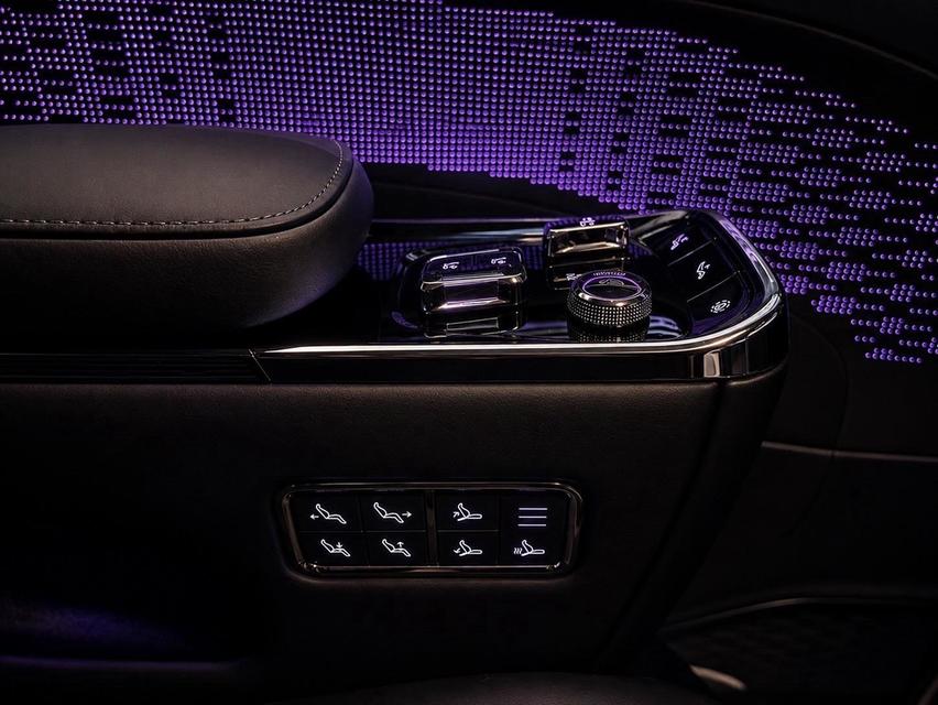 ZEEKR 009 FLAGSHIP 6-Seaters Dual Motors AWD 2025 รูปที่ 12