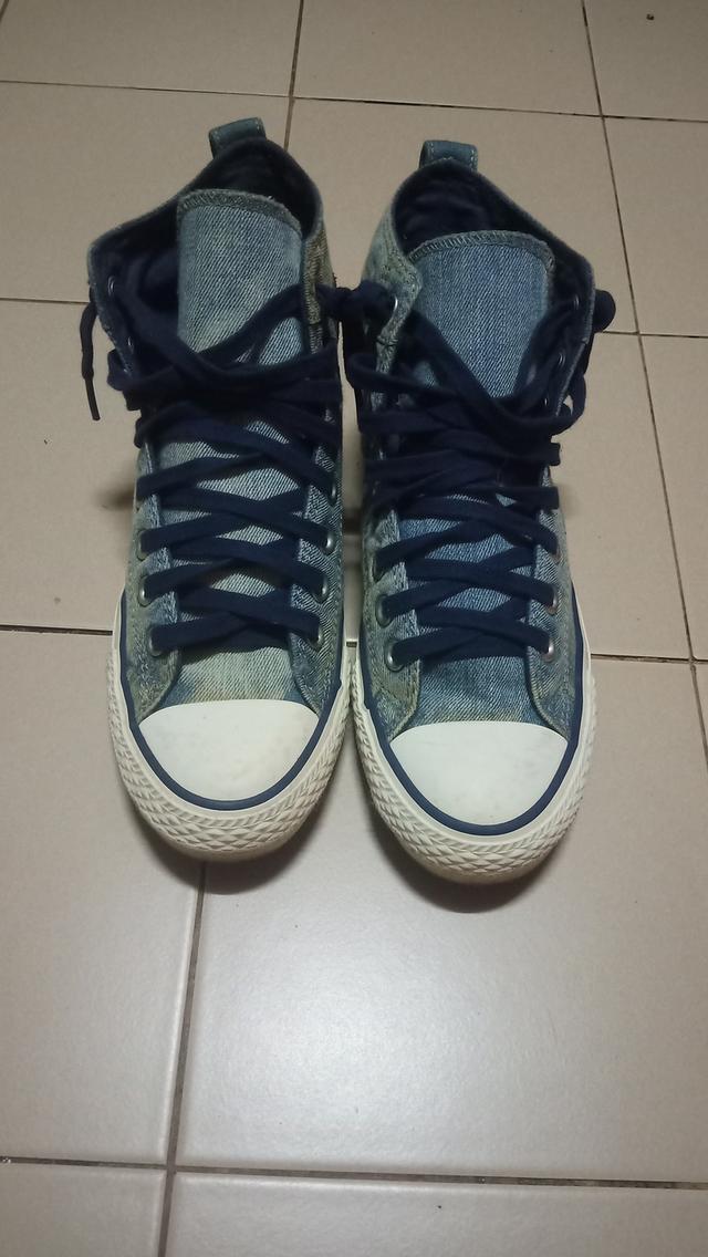 รองเท้า 2