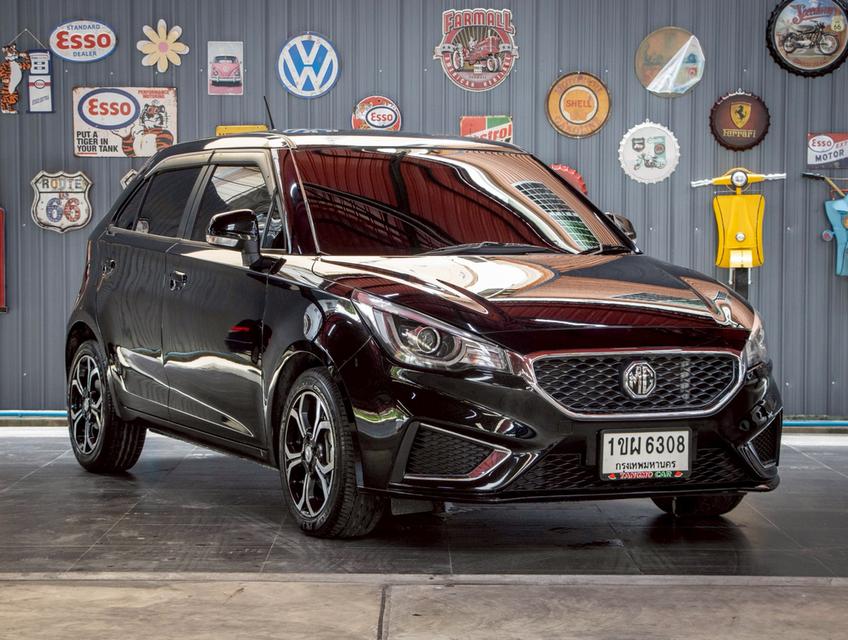 MG3 1.5 X SUNROOF ปี2021 ตัวท็อปสุด  รุ่นยอดนิยม ไมล์น้อย 6,000 กม.