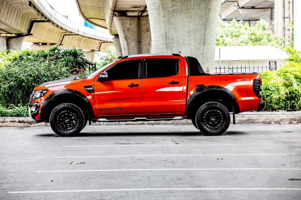 Ford Ranger 2.2 Wildtrak Hi-Lander Double Cab เกียร์ AT ปี 2015 สีส้ม มือเดียวป้ายแดง 9