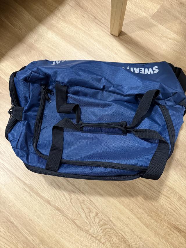 กระเป๋ากีฬาสะพายข้าง 4