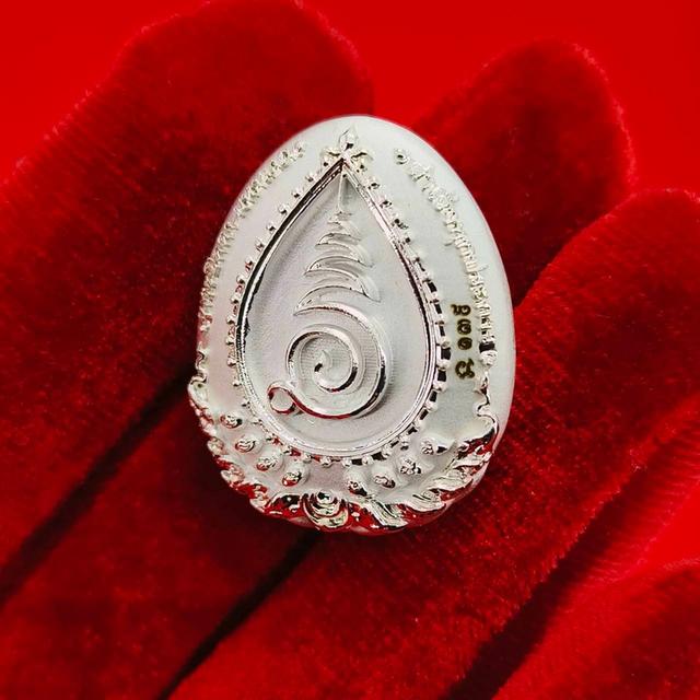  Phra Pidta Maha Lap Amulet – Complete Success and Ultimate Fortune 6