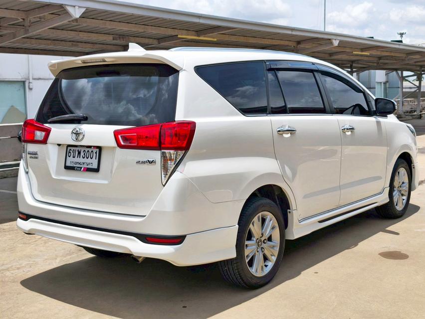 รหัสรถ CAT3001 2019 Toyota Innova 2.8 V ออโต้ ดีเซลสุดประหยัด