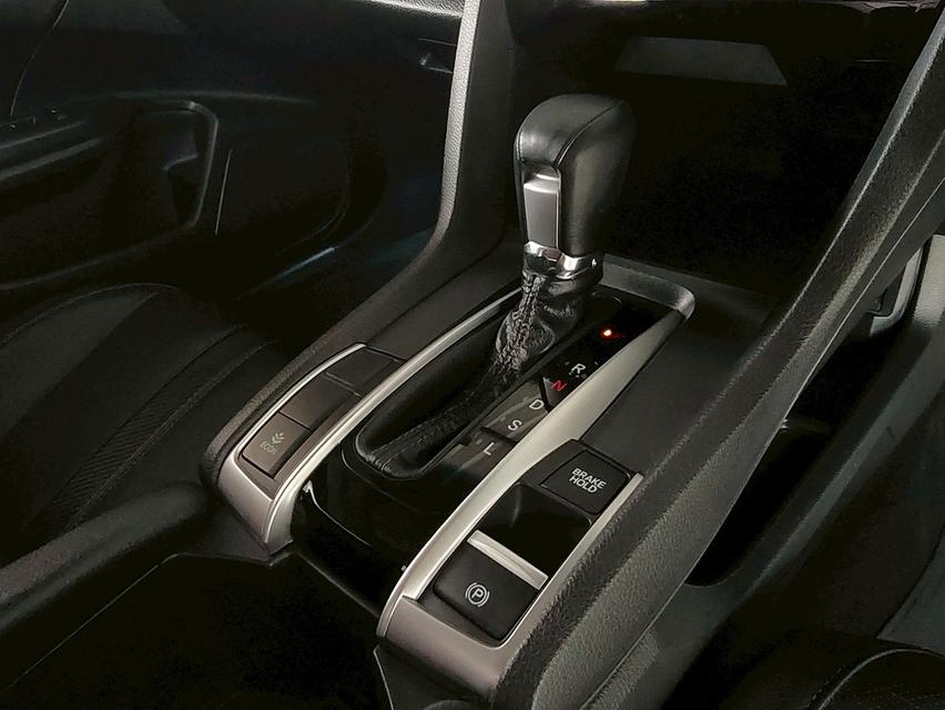 🚗HONDA CIVIC FC 1.8 EL เกียร์ ปี 2017🚗 ฟรีดาวน์ 16