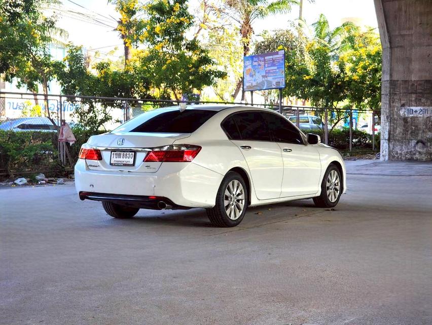 ขายรถ Honda Accord 2.0E ปี 2013 สีขาว เกียร์ออโต้ รูปที่ 4