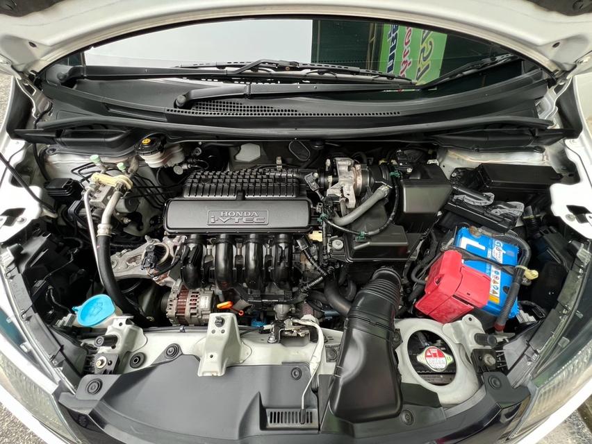 HONDA JAZZ GK ปี2016 รุ่น 1.5 SV ออโต้ รุ่นTOP สีขาว รถบ้านมือเดียว เลขไมล์น้อย 12x,xxx km สภาพสวย รูปที่ 18