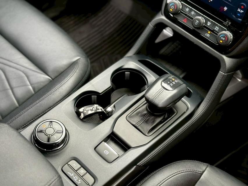 FORD EVEREST Wagon 4dr Titanium+ 7st Auto 10sp 4WD 2.0DTTi (Bi-Turbo) ปี 2023 สีดำ 14