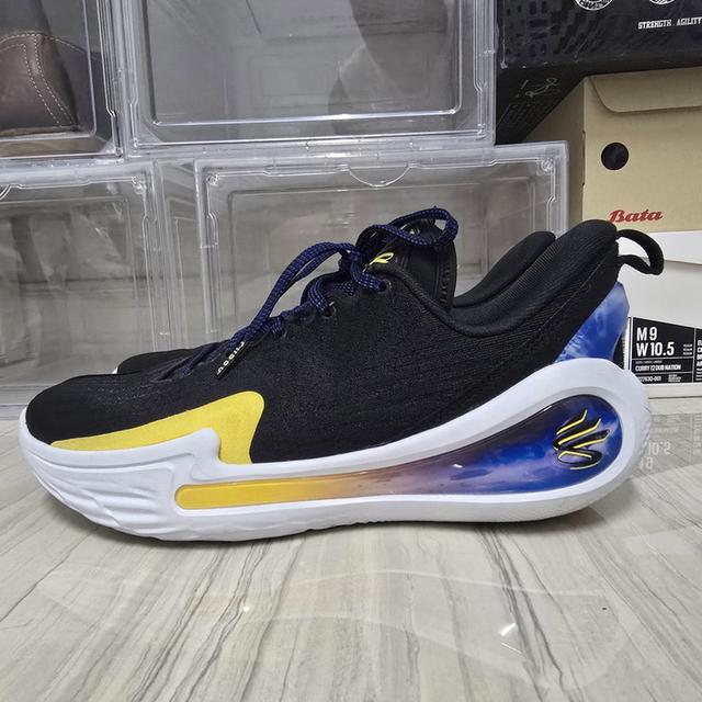 รองเท้าบาส curry12 size 9,42.5eu ใส่เล่นindoor และ outdoorได้ 6