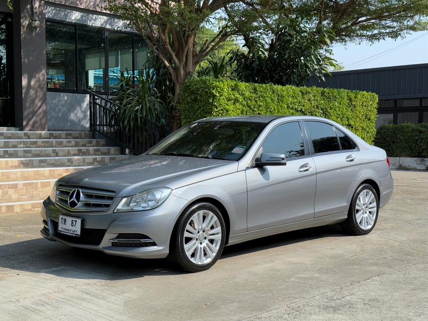 2014 BENZ C200 CGI W204 รถออกศูนย์ BENZ THAILAND รถวิ่งน้อย ประวัติ SERVICE ครบ รถไม่เคยมีอุบัติเหตุครับ 4