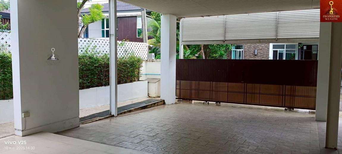 โครงการ สีวลี เลควิว เชียงใหม่ ถนนซีรีนเลค เมืองเชียงใหม่ แปลงมุม 135 ตร.วา 5 นอน 5 น้ำ จอดรถ 4 คัน 3