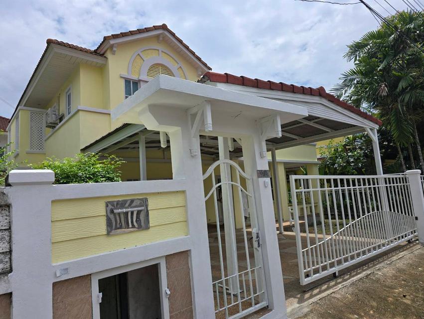 หมู่บ้านเพอร์เฟค เพลส รามคำแหง ซอยเคหะร่มเกล้า 64 บ้านเดี่ยวให้เช่า (ต้นโครงการ) 72 ตารางวา 4 ห้องนอน 3 ห้องน้ำ บ้านสวยพร้อมเข้าอยู่ 2