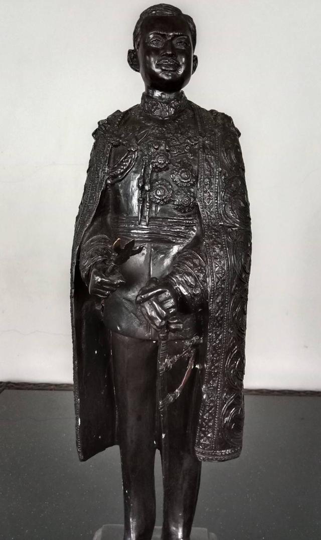 568.พระบรมรูปหล่อในหลวงรัชกาลที่ 7 พระบาทสมเด็จพระปรมินทรมหาประชาธิปก พระปกเกล้าเจ้าอยู่หัว