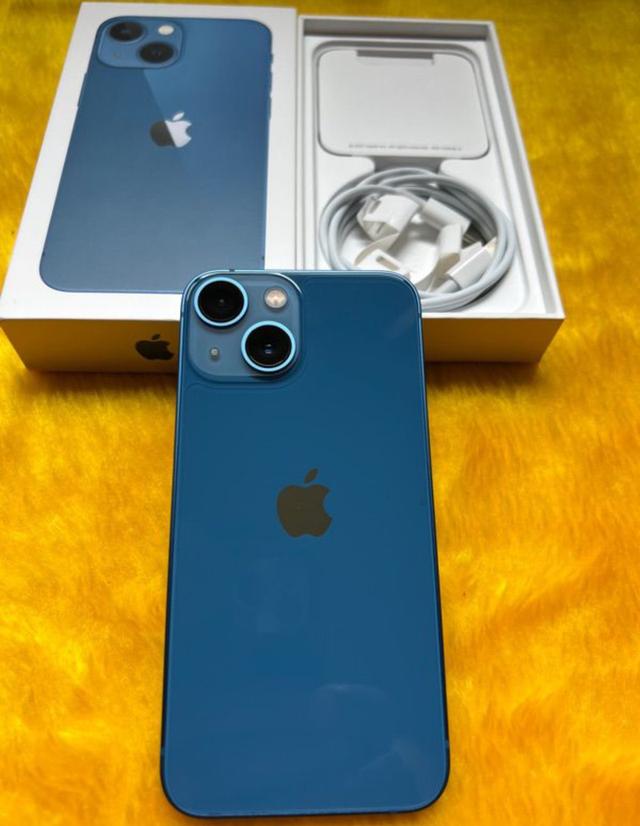 ไอโฟน 13 สีน้ำเงิน