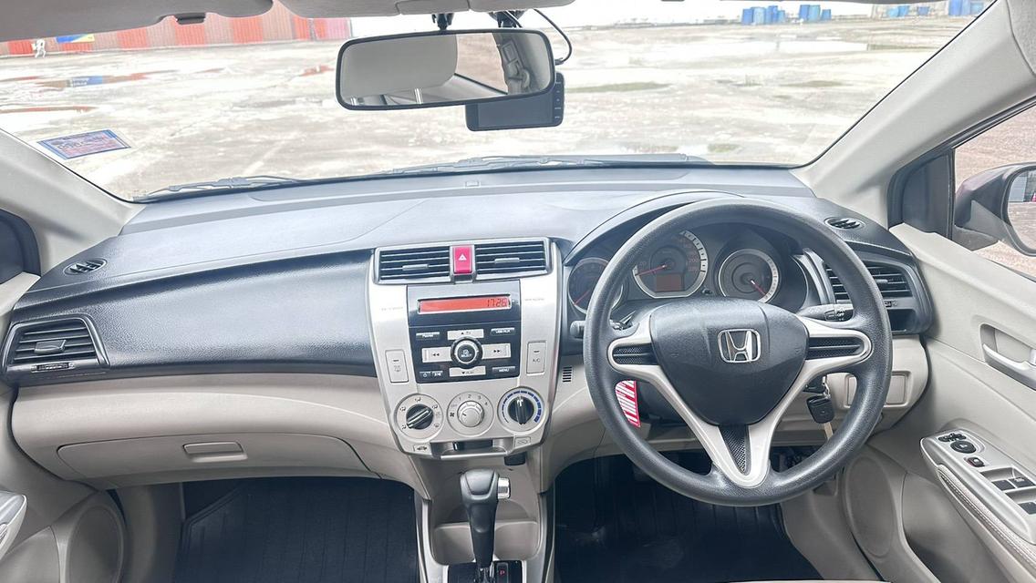 Honda City 1.5V ปี 2010  ไม่เคยแก๊ส 9