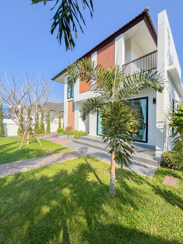 ✨ ขาย Pool Villa 2 ชั้น สไตล์โมเดิร์นหลังใหญ่ 5 นอน 5 น้ำ เพียง 13.9 ลบ. (โอนคนละครึ่ง) 🏊‍♂️ 11