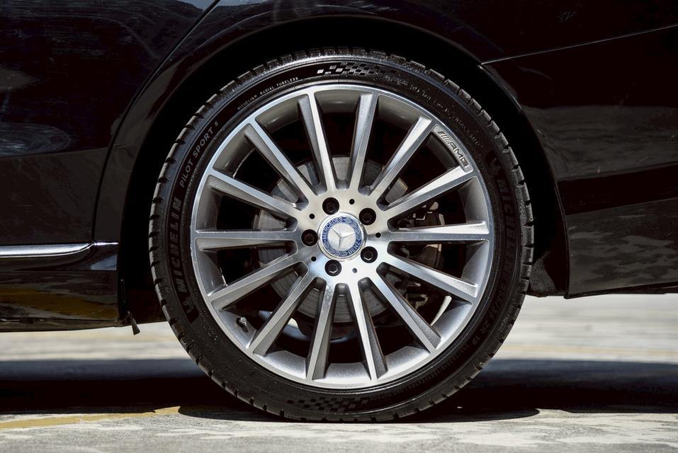 รหัสรถ CBL2323 Mercedes-Benz C350e AMG Dynamic W205 AT 2018 8