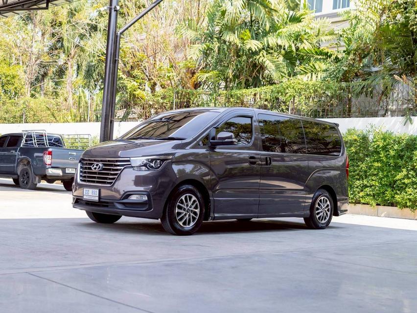 Hyundai H1 2.5 Elite ปี 2019 ♨️ #ประกันเครื่องเกียร์3ปี 30,000 km. ♨️