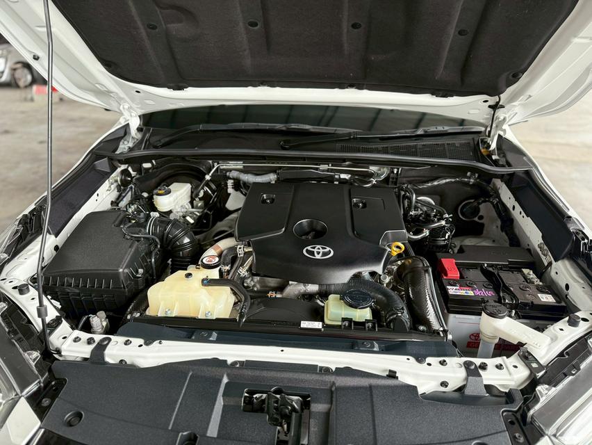 TOYOTA HILUX REVO 2.8 GR SPORT 4WD 2023  19