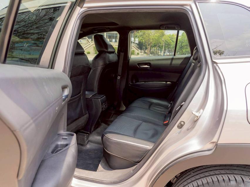 ขาย Toyota Cross 1.8Hybrid ปี20 15
