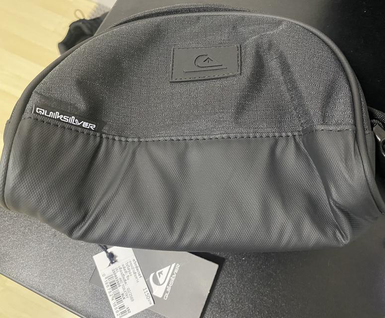 กระเป๋า: Quiksilver ARC TOILETRY KIT (Color: BLK)