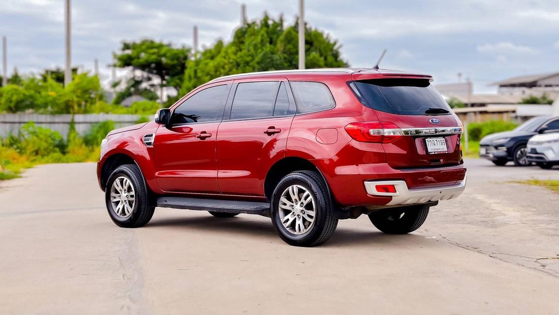 #FORD #EVEREST 2.2 TITANIUM A/T ปี 2017 จดทะเบียน 2018 🚘🔥 รถบ้าน | SUV 7 ที่นั่ง | เกียร์ออโต้❤️ สีแดงสวย โดดเด่น พร้อมใช้งาน📍 ไมล์ 226,464 กม. รูปที่ 5