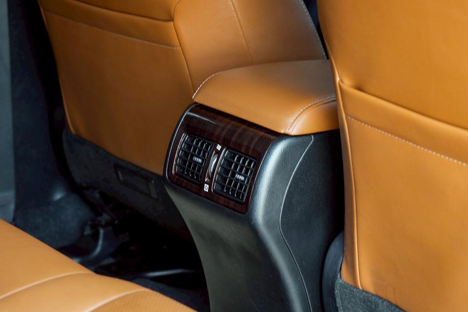 รหัสรถ CBL2383 TOYOTA CAMRY 2.5 Hybrid AT 2017 12