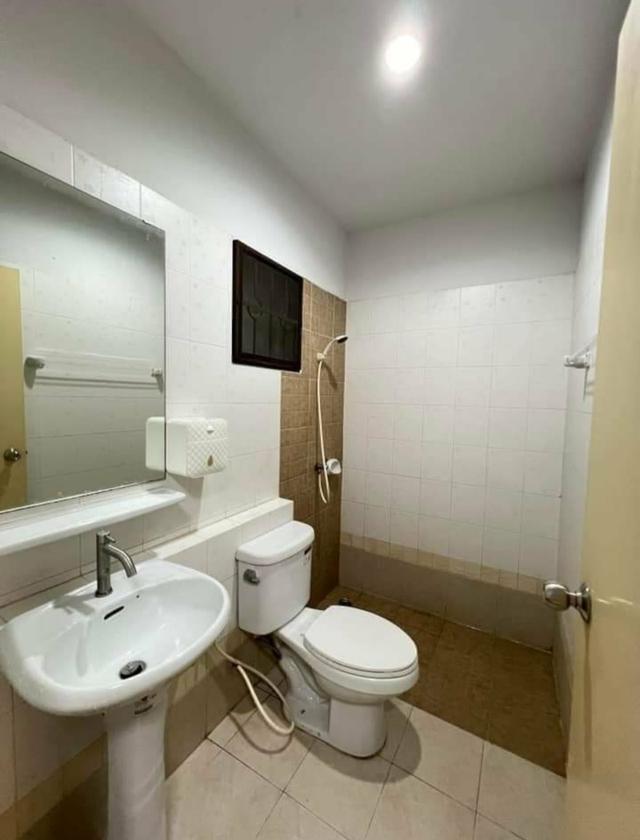 บ้านมือสอง ชลบุรีขายถูก 11