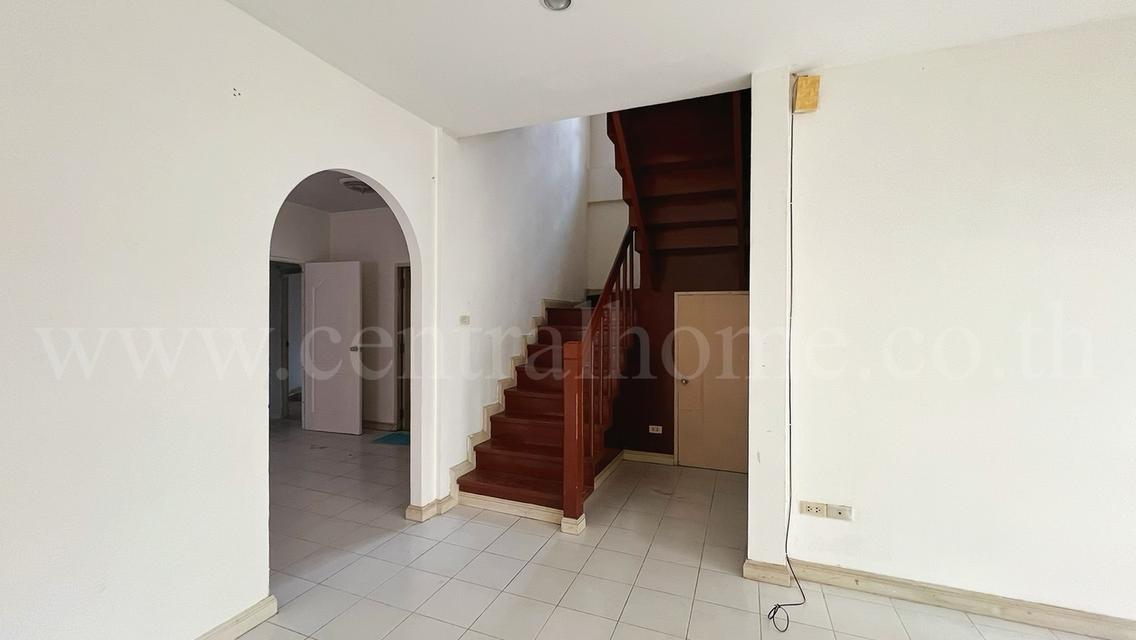 บ้านแฝด บ้านบุรีรมย์ รามอินทรา - คู้บอน 41 6