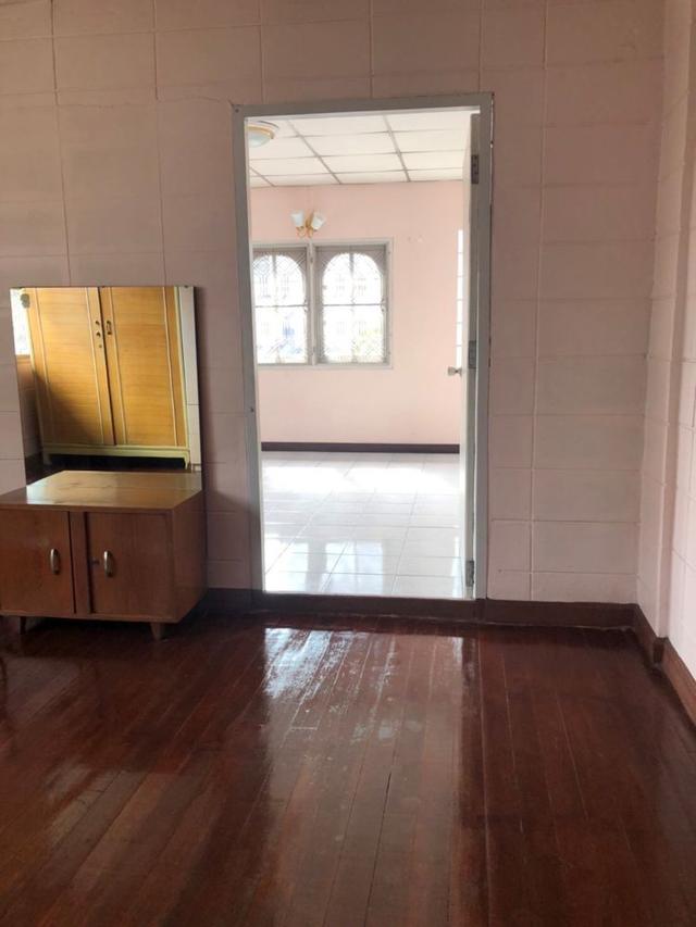 ขายบ้านเดี่ยว 2 ชั้น หมู่บ้านประชานิเวศน์ 3 ซอย35  ทำเลดี ใกล้เดอะมอล์ลงามวงวานศ์  12