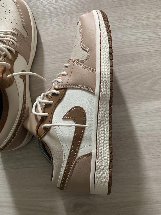 Nike Jordan 1 low Se รูปที่ 3