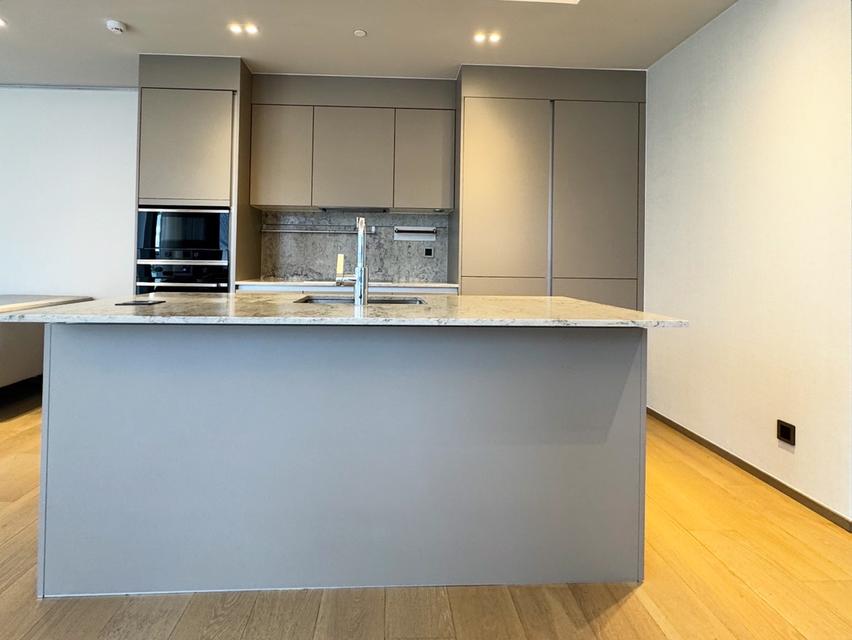 Prime 2 Bedroom in Langsuan 6