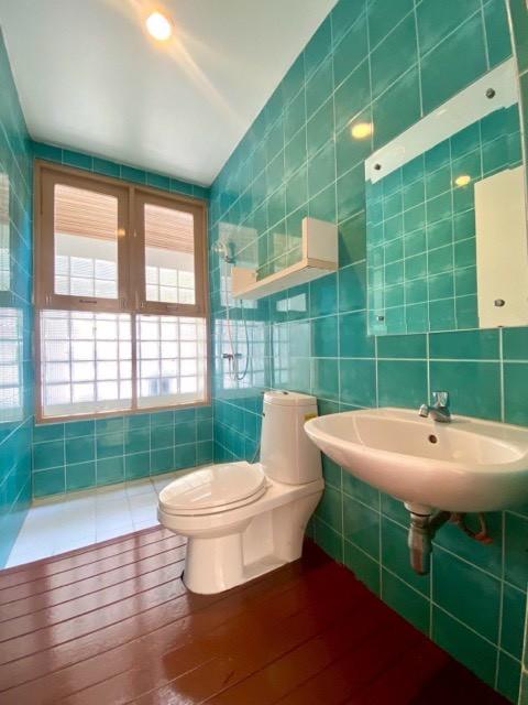 ขายบ้านเดี่ยว 2 ชั้น พื้นที่ครึ่งไร่ โครงการฟอเรสต์โฮม ติดถนนรังสิต–นครนายก คลอง 7 บ้านรีโนเวทตกแต่งใหม่บรรยากาศร่มรื่น 7