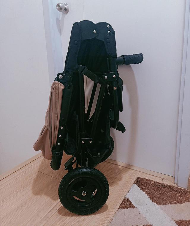 รถเข็นเด็กสามล้อ Airbuggy แรกเกิด - 7 ขวบ สภาพสวยมาก