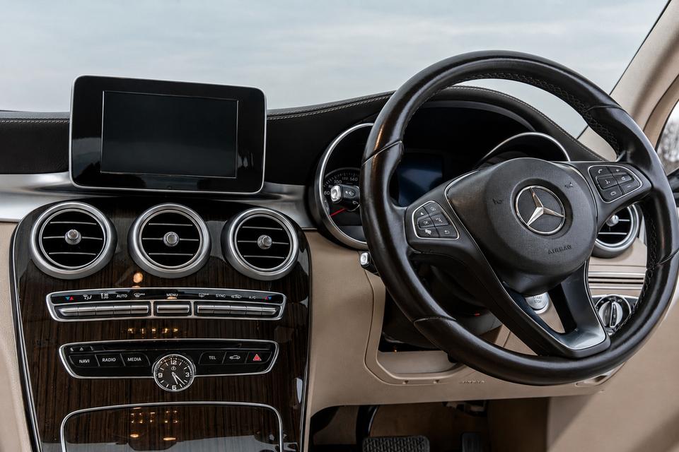 (แจ้งรหัสรถ: CBL7284) 🔥 ขาย MERCEDES-BENZ C180 1.6 EXCLUSIVE (W205) ปี 2014 🔥 รูปที่ 17