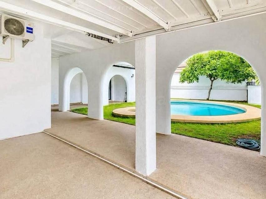 For Rent — 2-Storey Pool Villa at Palm Springs, Siam Country Club PattayaPool villa for rent at Palm Springs Village, located in the Siam Country Club 17