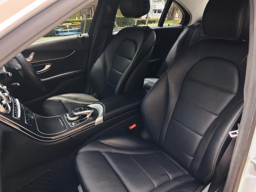 Mercedes-Benz C350e Avantgarde Plug-in Hybrid ปี2019 รูปที่ 17