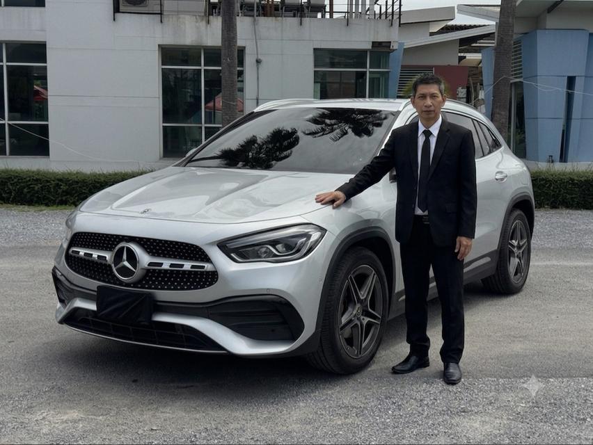Mercedes Benz GLA200 AMGปี 2022 ไมล์ 52,xxx kmราคา 1,190,000 บาท