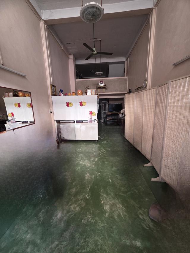 บ้านตึกแถวเชิงพาณิชย์ 12